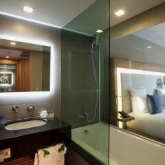 Отель Novotel Phuket Kamala Beach 4* Улучшенный номер с различными типами кроватей фото 4