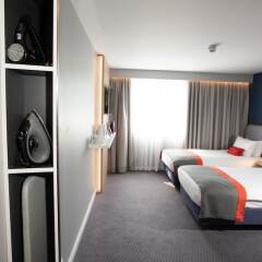 Отель Holiday Inn Express Liverpool-Knowsley M57, Jct.4 Великобритания, Ливерпуль - отзывы, цены и фото номеров - забронировать отель Holiday Inn Express Liverpool-Knowsley M57, Jct.4 онлайн сейф в номере