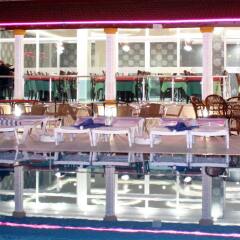 Arsi Hotel бассейн