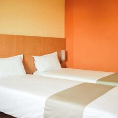 Отель Ibis Sofia Airport Болгария, София - 10 отзывов об отеле, цены и фото номеров - забронировать отель Ibis Sofia Airport онлайн комната для гостей фото 5