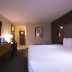 Ramada by Wyndham Northern Grand Hotel & Conference Centre in Fort St. John, Canada from 134$, photos, reviews - zenhotels.com guestroom photo 3