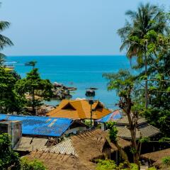 Отель In Touch Resort пляж