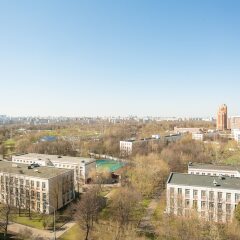 Гостиница #41 OREKHOVO APARTMENTS with 3 bedrooms near Tsaritsyno park в Москве отзывы, цены и фото номеров - забронировать гостиницу #41 OREKHOVO APARTMENTS with 3 bedrooms near Tsaritsyno park онлайн Москва балкон