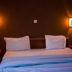 Apollo Hotel комната для гостей