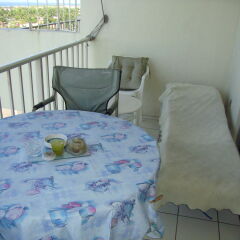 Отель Ocean Suite Beach Front at Mobay Club Ямайка, Монтего-Бей - отзывы, цены и фото номеров - забронировать отель Ocean Suite Beach Front at Mobay Club онлайн балкон
