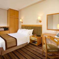 Отель The Harbourview удобства в номере