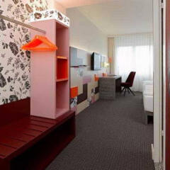 Отель pentahotel Rostock Германия, Росток - отзывы, цены и фото номеров - забронировать отель pentahotel Rostock онлайн интерьер отеля