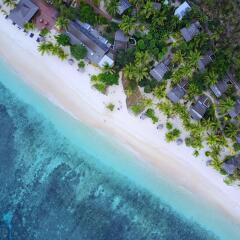 Отель Octopus Resort пляж фото 2