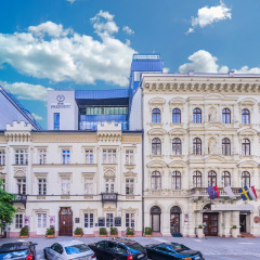 Hotel President парковка