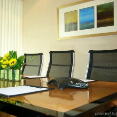 Отель Winsland Serviced Suites by Lanson Place интерьер отеля