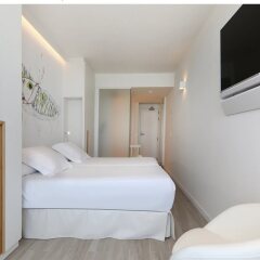 Отель Iberostar Bahía de Palma - Adults Only детские мероприятия