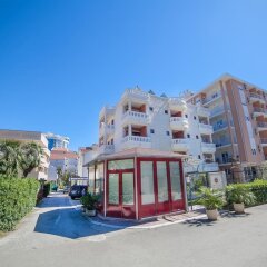 Отель Dimić Ellite Accommodation парковка