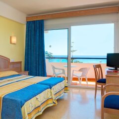 Отель Universal Hotel Castell Royal Испания, Каньямель - 2 отзыва об отеле, цены и фото номеров - забронировать отель Universal Hotel Castell Royal онлайн комната для гостей фото 5