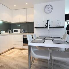 Отель Signature Holiday Homes Dubai в номере фото 2