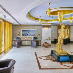 Arabian Dreams Deluxe Hotel Apartments интерьер отеля