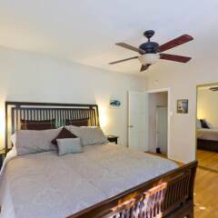 Отель Hollywood Hills canyon Breezes ! - Houses for Rent in Los Angeles США, Лос-Анджелес - отзывы, цены и фото номеров - забронировать отель Hollywood Hills canyon Breezes ! - Houses for Rent in Los Angeles онлайн комната для гостей фото 4
