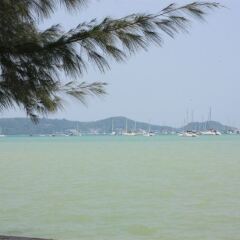 Отель Chalong Sea View Resort пляж