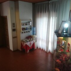 Отель B&B Il Giardino di Villa Anna Италия, Треказе - отзывы, цены и фото номеров - забронировать отель B&B Il Giardino di Villa Anna онлайн комната для гостей фото 2