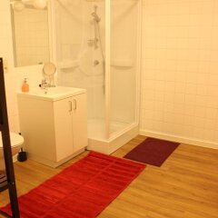 Отель City Center Apartments Bourse Бельгия, Брюссель - отзывы, цены и фото номеров - забронировать отель City Center Apartments Bourse онлайн ванная