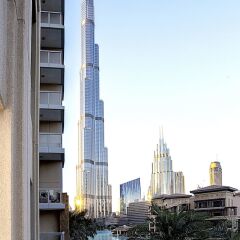 Отель City Nights Holiday Home-Villa Burj View городской автобус