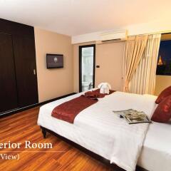 Отель Baan Wanglang Riverside Бангкок комната для гостей