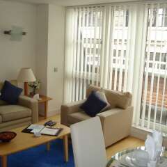 Отель Oakwood At Bow Lane Apts комната для гостей фото 4
