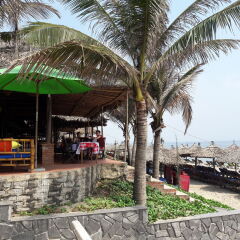 Отель Life Beach Villa гостиничный бар