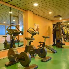 Leonardo Hotel Hamburg Stillhorn фитнесс-зал фото 2