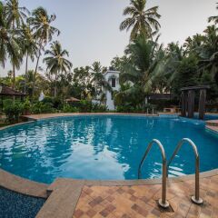 Отель OYO 12953 Home Pool View 2BHK Arpora Гоа бассейн