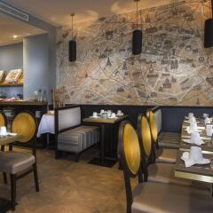 Отель Hôtel International Paris питание