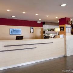 B&B Hotel Madrid Aeropuerto T1 T2 T3 интерьер отеля фото 3