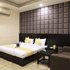 Отель FabHotel Aksh Palace Golf Course Road комната для гостей фото 4