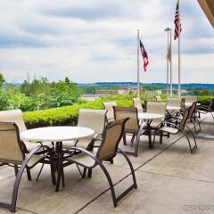 Отель Crowne Plaza Cleveland South-Independence фото 9
