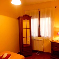 Отель House With 8 Bedrooms in Cenicientos, With Wonderful Mountain View and Furnished Terrace Эль-Баррако удобства в номере