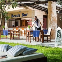 Отель Coral Thalassa Hotel Кипр, Пафос - отзывы, цены и фото номеров - забронировать отель Coral Thalassa Hotel онлайн питание