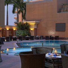 Отель Holiday Inn Cairo Citystars бассейн фото 3
