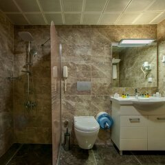 Emin Kocak Hotel ванная