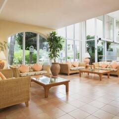Invisa Hotel Club Cala Verde интерьер отеля