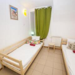 Хостел VELOHOSTEL Marata Стандартный номер с 2 отдельными кроватями фото 10