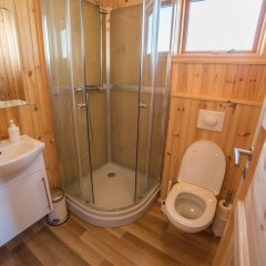 Lindarbrekka in Djupivogur, Iceland from 133$, photos, reviews - zenhotels.com bathroom
