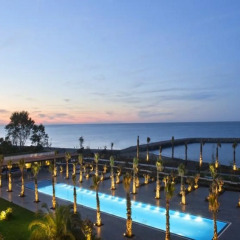 Отель Ramada Plaza Trabzon пляж