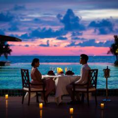 Отель Dusit Princess Moonrise Beach Resort гостиничный бар