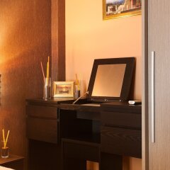 Апартаменты Gold and Blue Luxurious Apartment удобства в номере фото 2