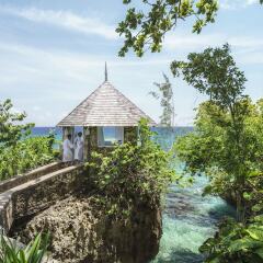 Отель Couples Sans Souci All Inclusive пляж