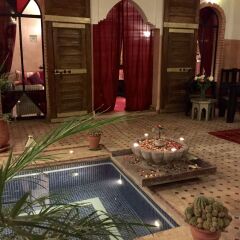 Отель Riad Laora Марракеш с домашними животными