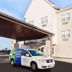 Отель Country Inn & Suites Columbus Airport-East спортивное сооружение