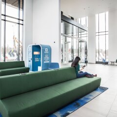 Отель MEININGER Hotel Amsterdam Amstel Нидерланды, Амстердам - отзывы, цены и фото номеров - забронировать отель MEININGER Hotel Amsterdam Amstel онлайн интерьер отеля