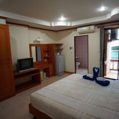 Апартаменты Mala Apartment пляж Ката комната для гостей фото 2