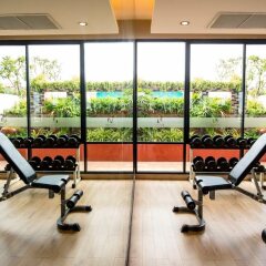 Nouvo City Hotel фитнесс-зал