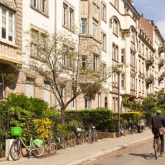 Hotel The Originals des Princes Strasbourg Centre (ex Qualys-Hotel) спортивное сооружение